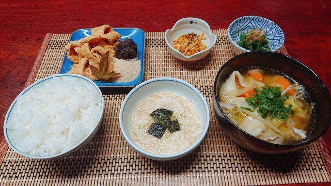 店内メニューの大分郷土料理定食